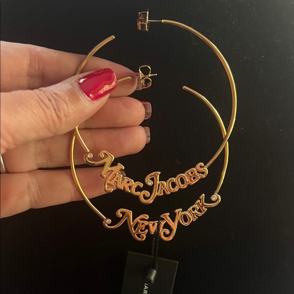 Marc Jacobs Gold New York Hoop Earrings - Picture 1 of 1